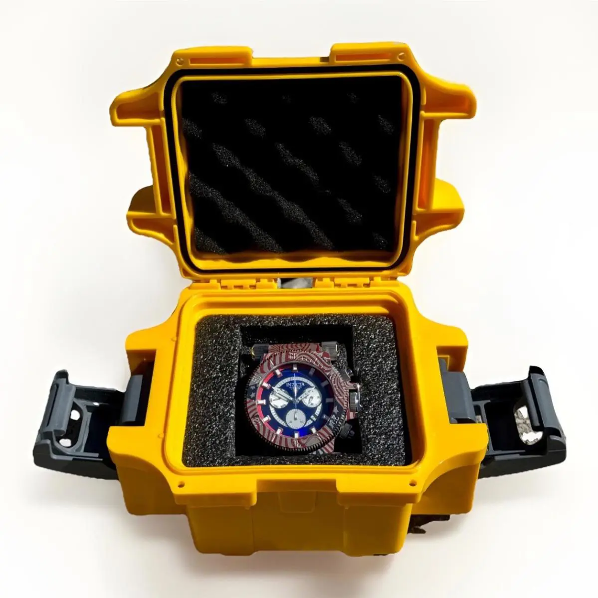 Invicta Coalition Forces 26642 Stars Stripes Chronograph 100M Dive Case