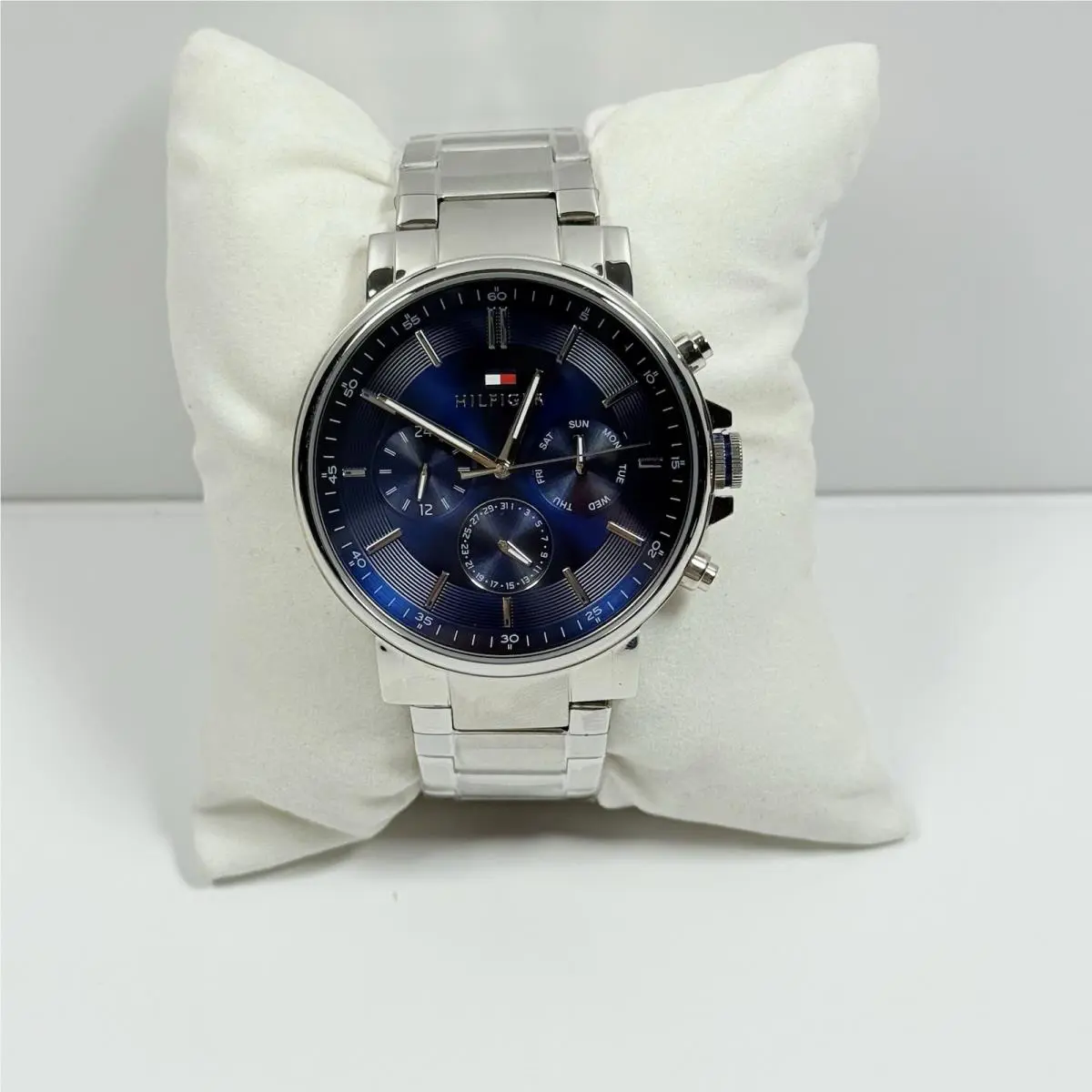 Tommy Hilfiger Tyson Stainless Steel Blue Dial Model 1710588 Men’s Watch