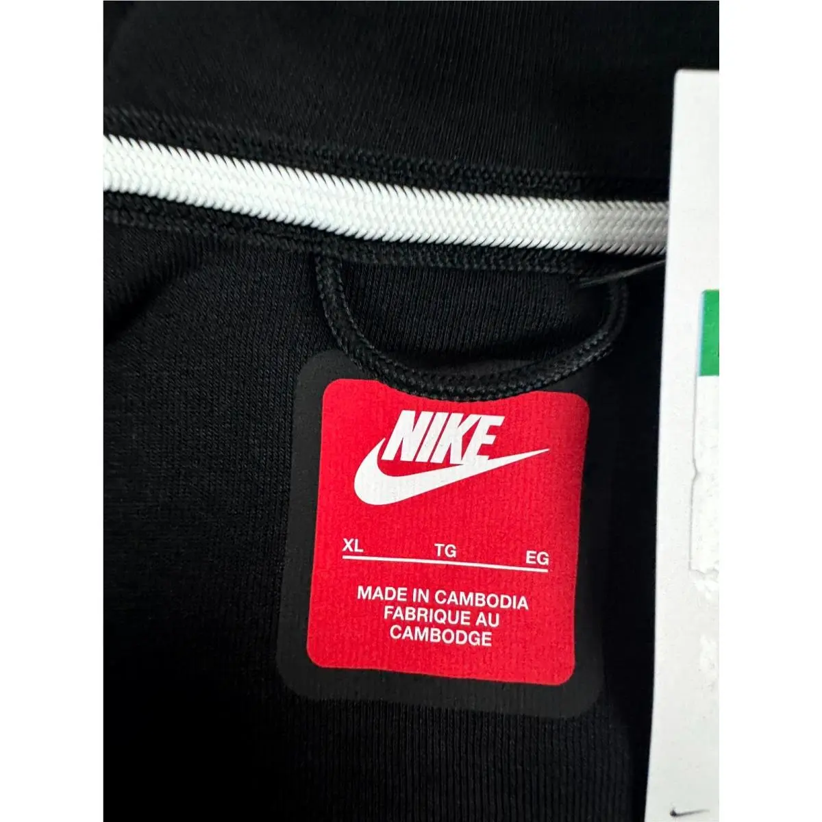 Nike clothing - HV0949-010 - HV0949-010 - Black (UPC: 197602921847) 2