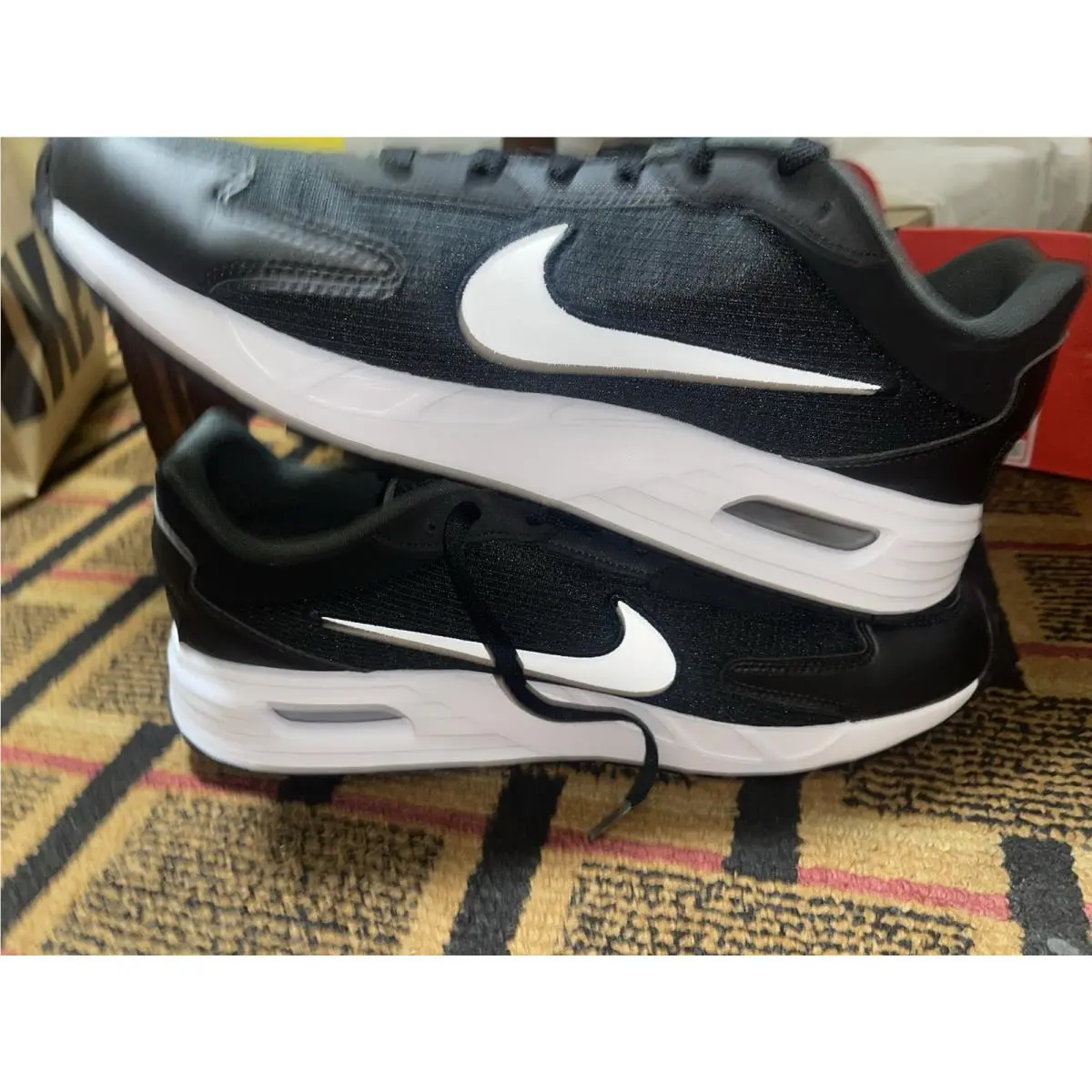 Nike shoes - Nike Air Max Solo - Air Max Solo - HQ2572-001 - Black/White 6