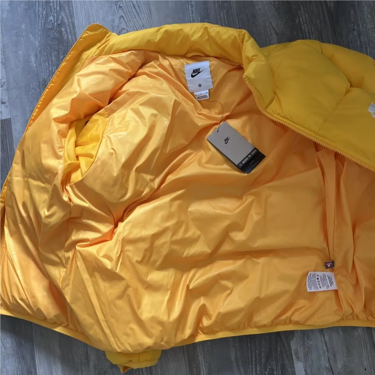 Nike clothing - FB7368739 - FB7368739 - Yellow (UPC: 0197596254938) 6