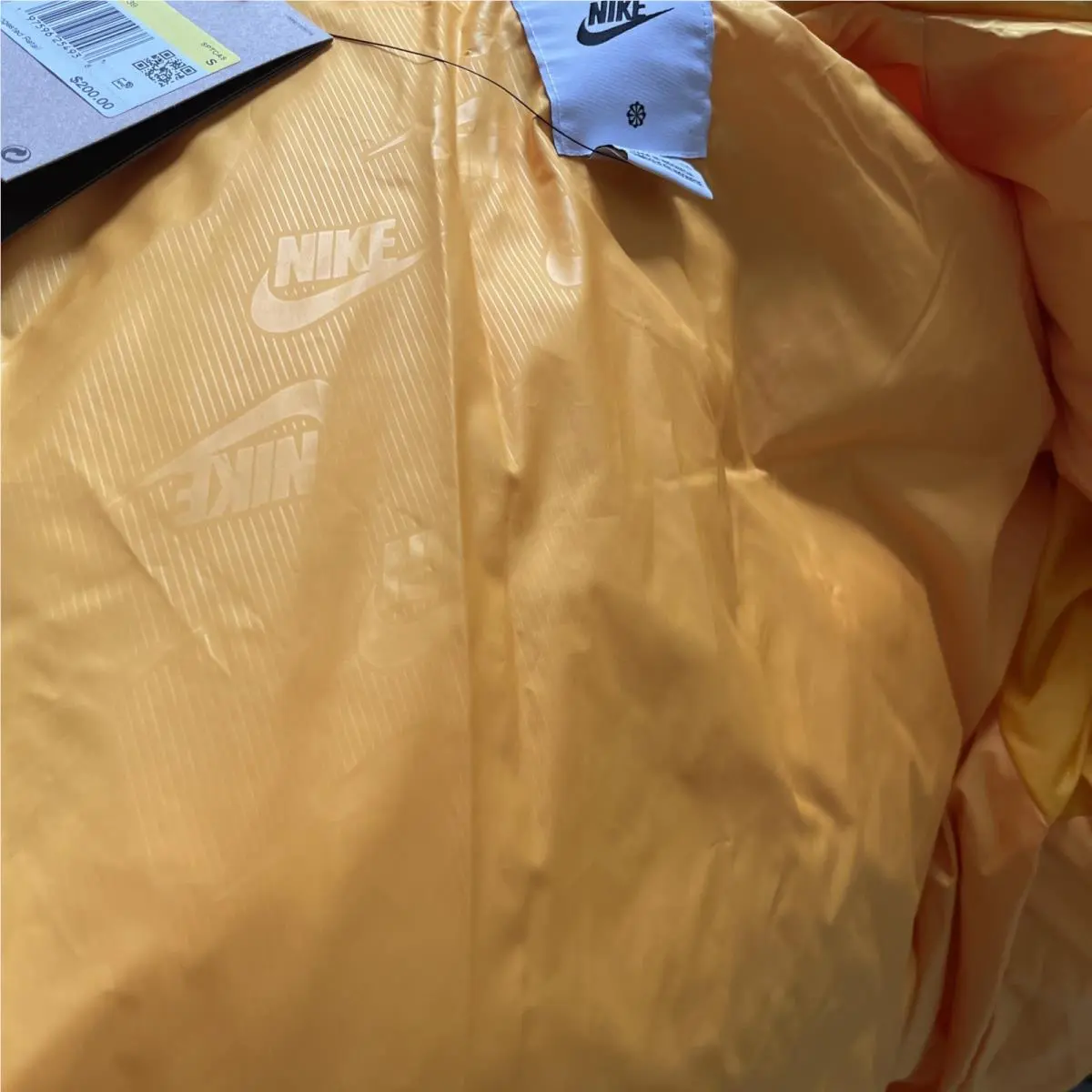 Nike clothing - FB7368739 - FB7368739 - Yellow (UPC: 0197596254938) 7