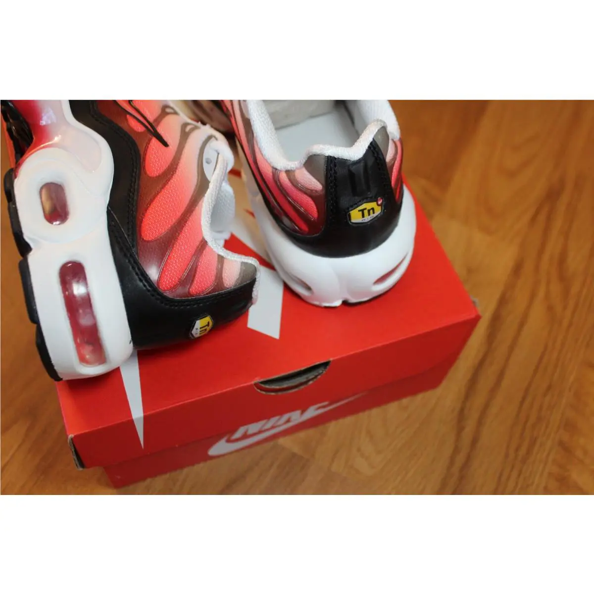 Nike shoes - Nike Air Max Plus - Air Max Plus - Orange (UPC: 196604966962) 4
