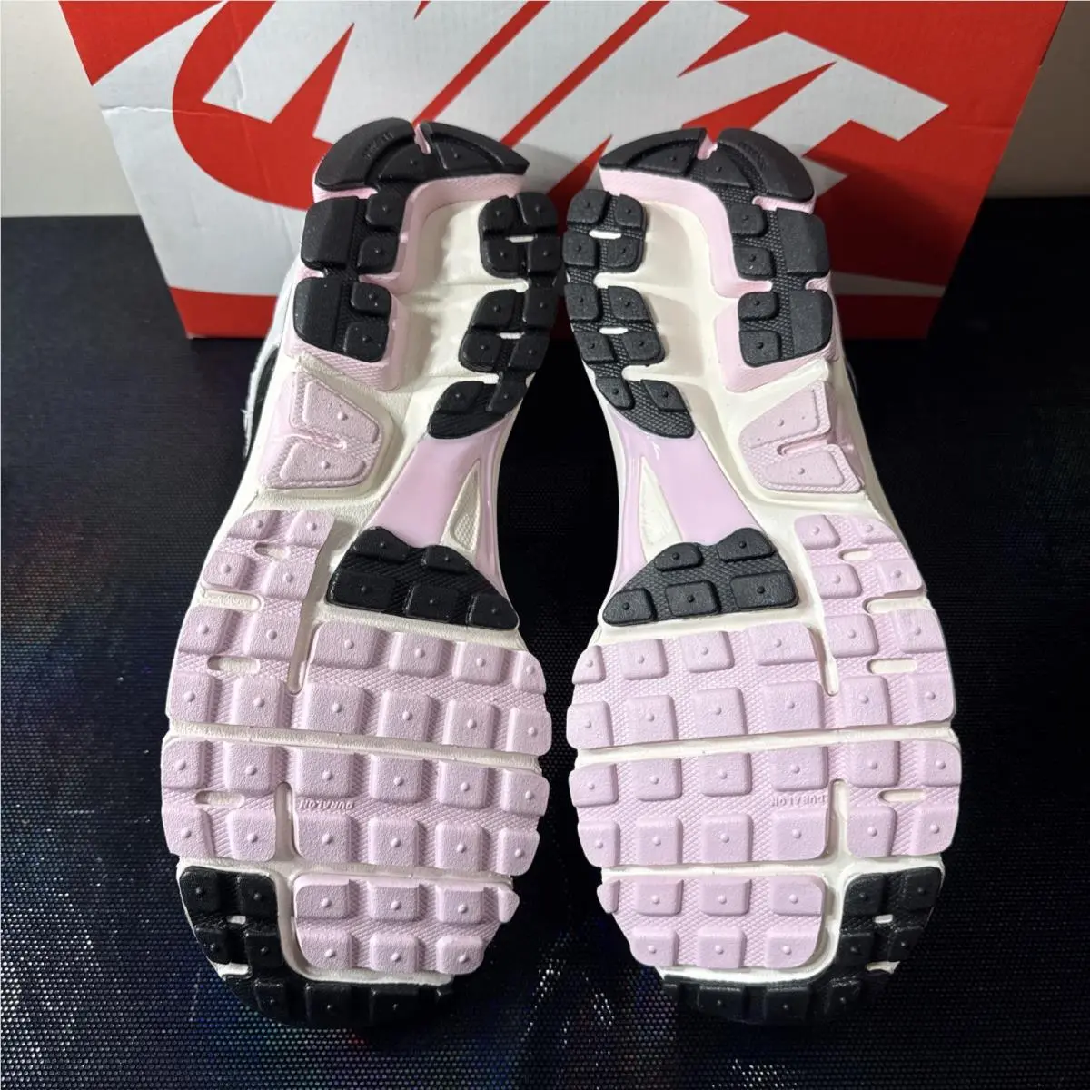 Nike shoes - Nike Air Zoom Vomero 5 - FB9149-600 - Pink (UPC: 0197862873733) 4