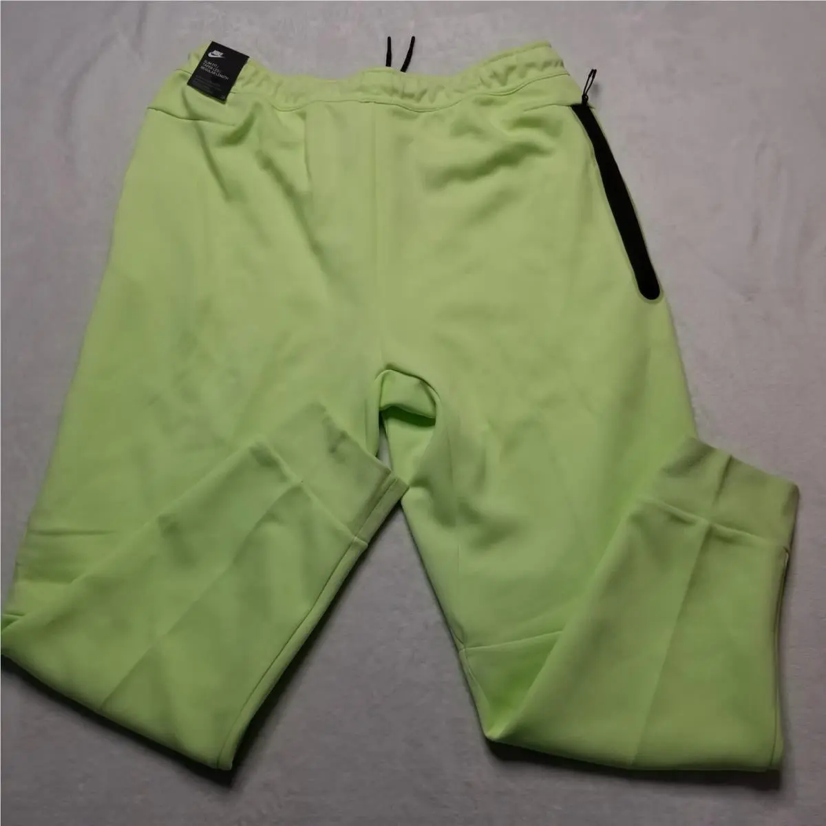 Nike clothing - Tech - Tech - Green 2