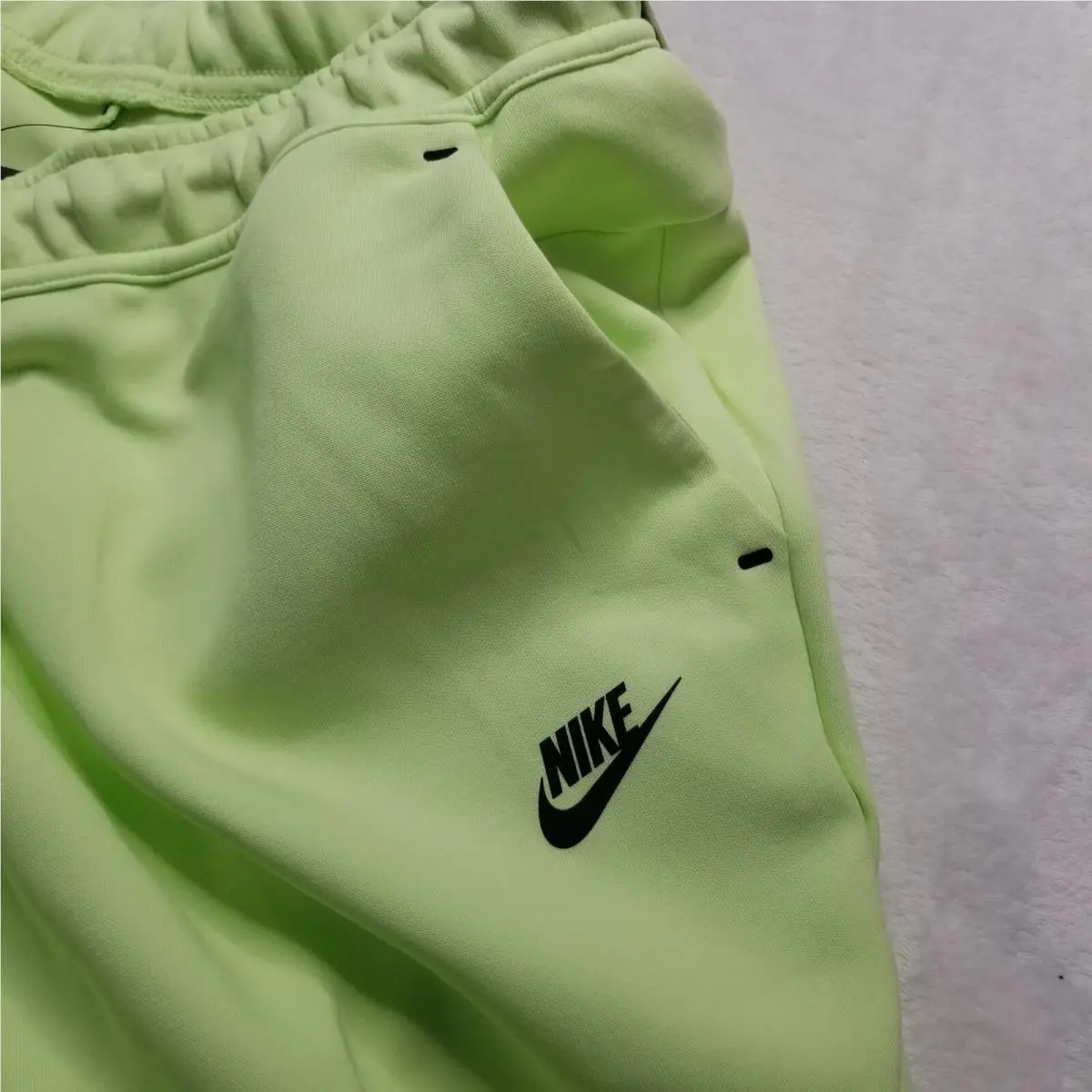 Nike clothing - Tech - Tech - Green 5