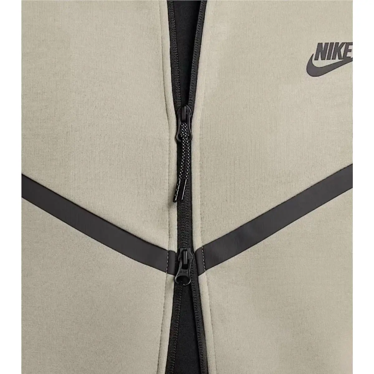 Nike clothing - HV0949-320 - HV0949-320 - Green 2