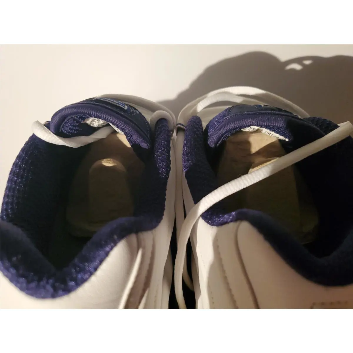 Nike shoes - Nike Course Air - Course Air - White (UPC: 091202246723) 5