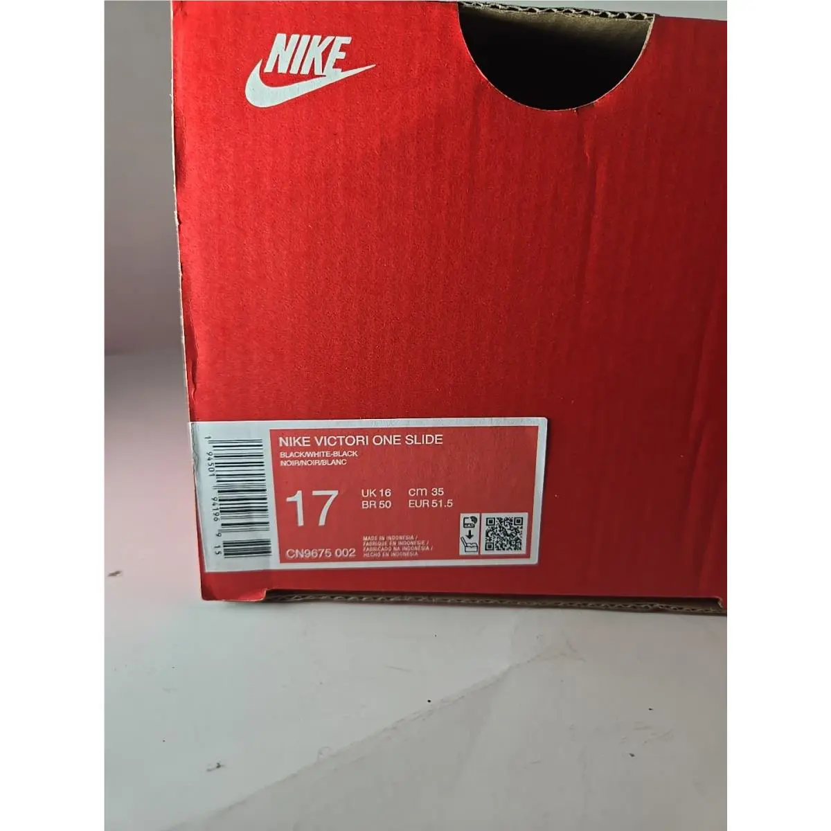 Nike shoes - Victori One - Victori One - Black/White 3
