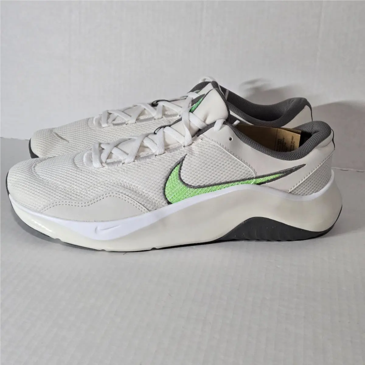 Nike shoes - Nike Legend - Legend - White 2