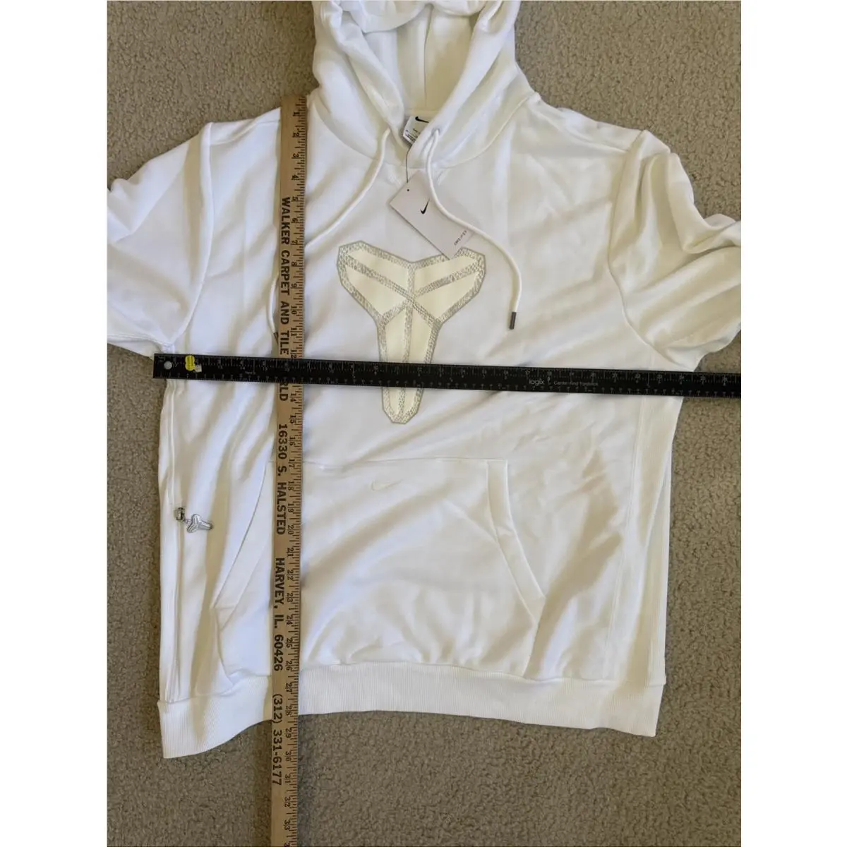Nike clothing - White (UPC: 197596941739) 10