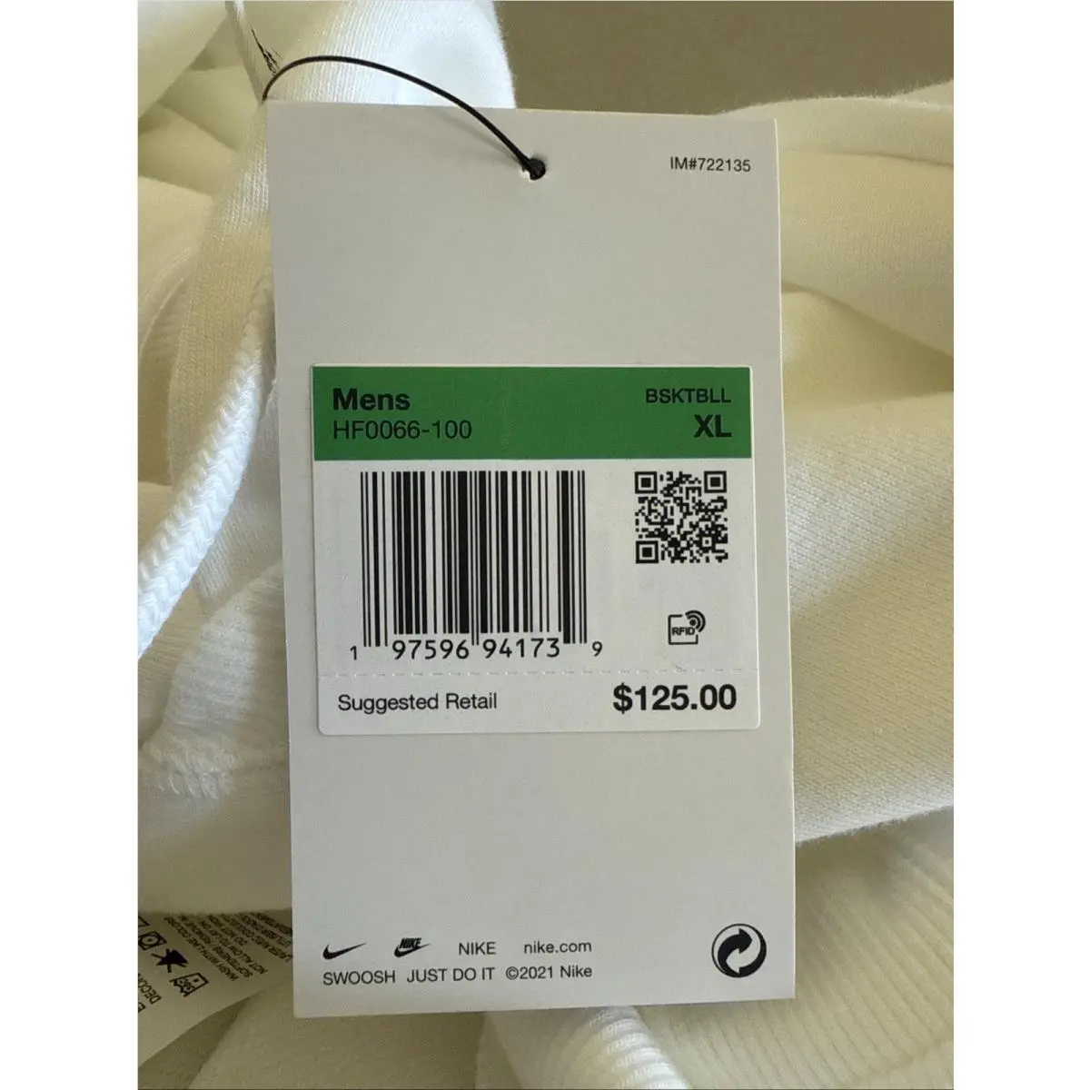Nike clothing - White (UPC: 197596941739) 6