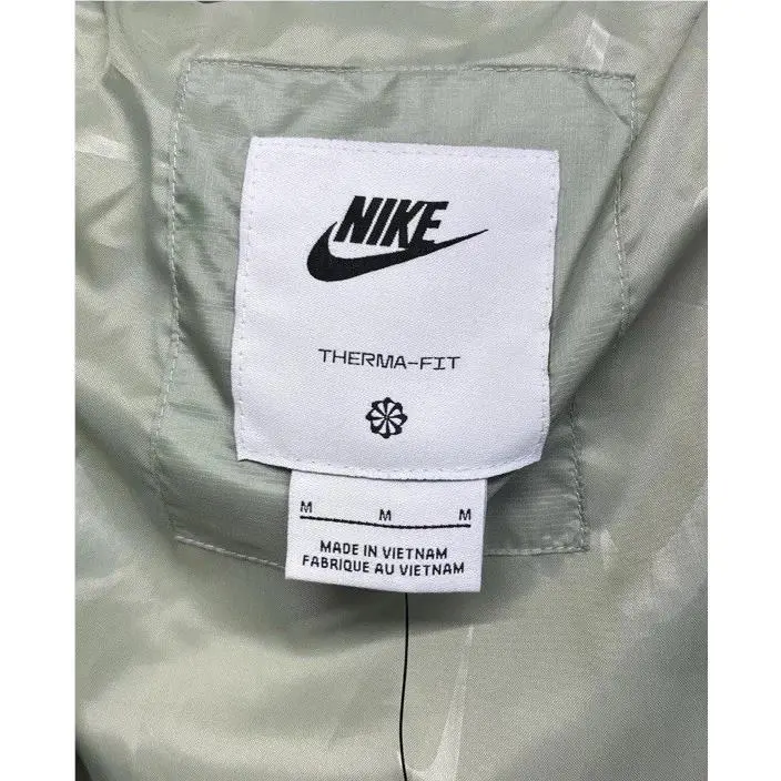 Nike clothing - Nike Sportswear Swoosh Puffer PrimaLoft Jacket - FB8729-276 - Green 10