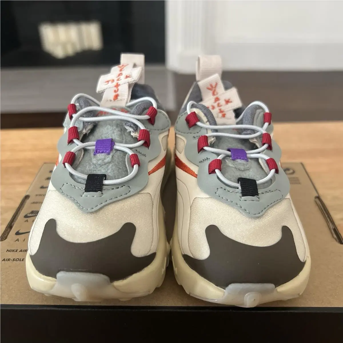 Nike shoes - Nike Air Max 270 - Air Max - Brown 1