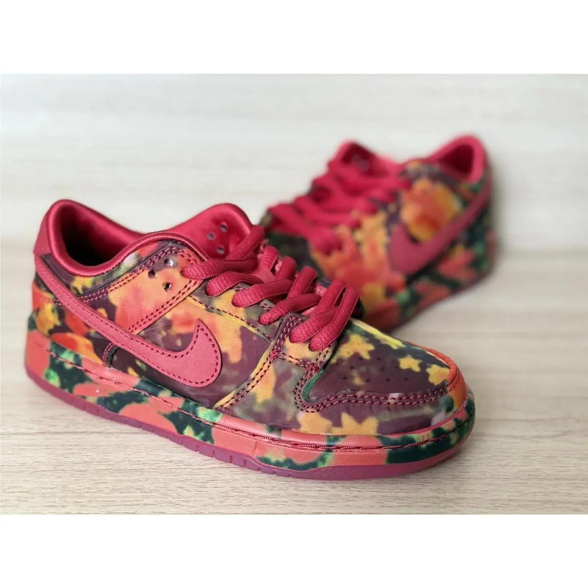 Nike shoes - Nike Dunk Low - Dunk Low - Red 3
