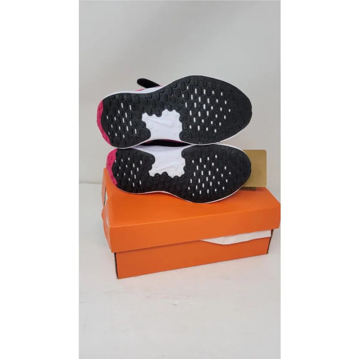 Nike shoes - Nike Revolution 7 - Revolution - FB7690-002 - Black (UPC: 196969497606) 2