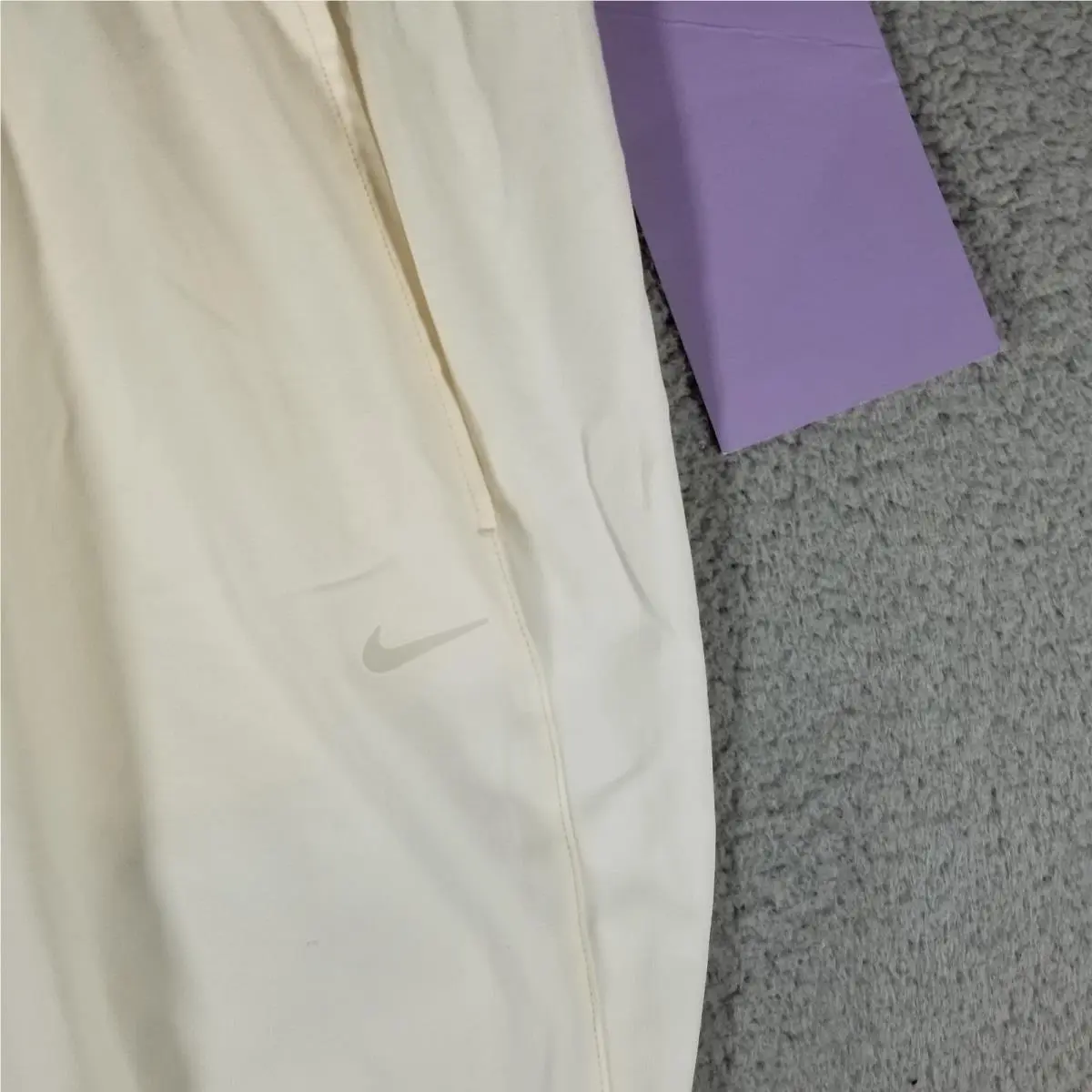 Nike clothing - FB8330 HQ3247-110 - FB8330 HQ3247-110 - White 1