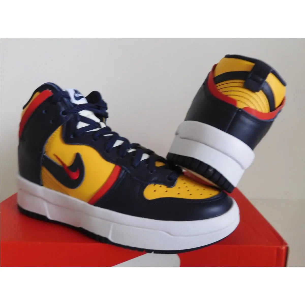 Nike shoes - Nike Dunk High - Dunk High - Yellow (UPC: 195238102647) 0