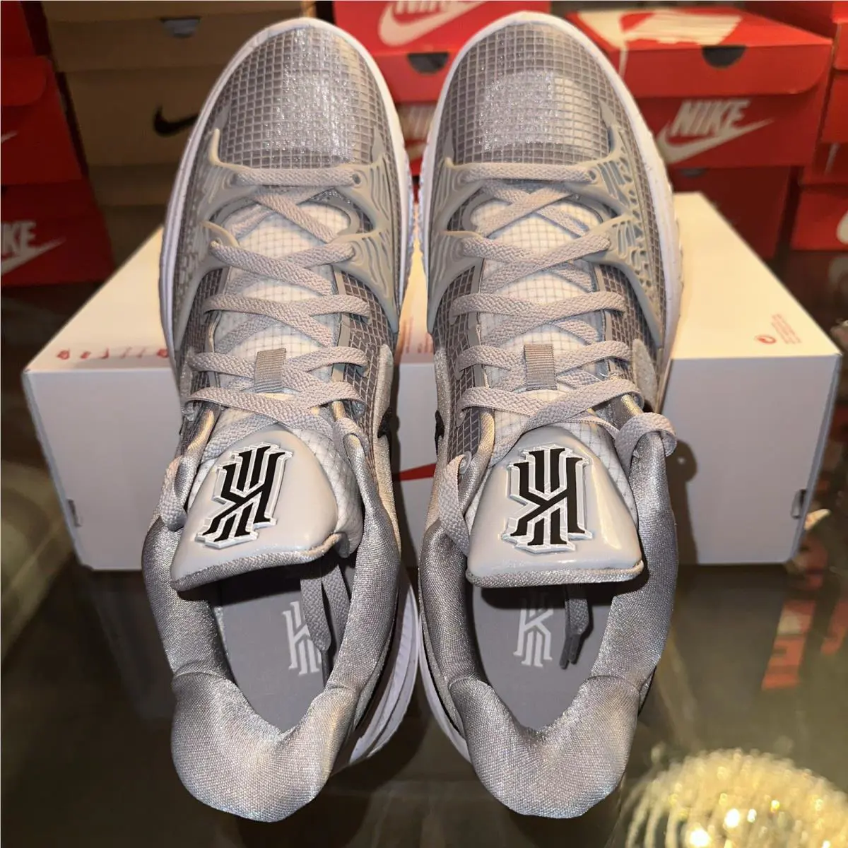 Nike shoes - Nike Kyrie 4 - Kyrie - DM5041-002 - SILVER/WHITE 2