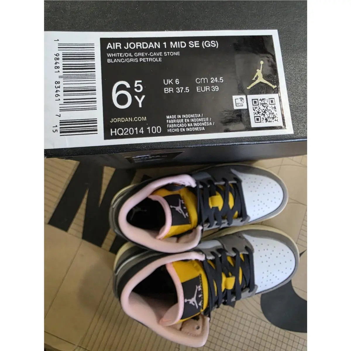 Nike shoes - Air Jordan 1 Mid SE - HQ2014-100 - Gray 4