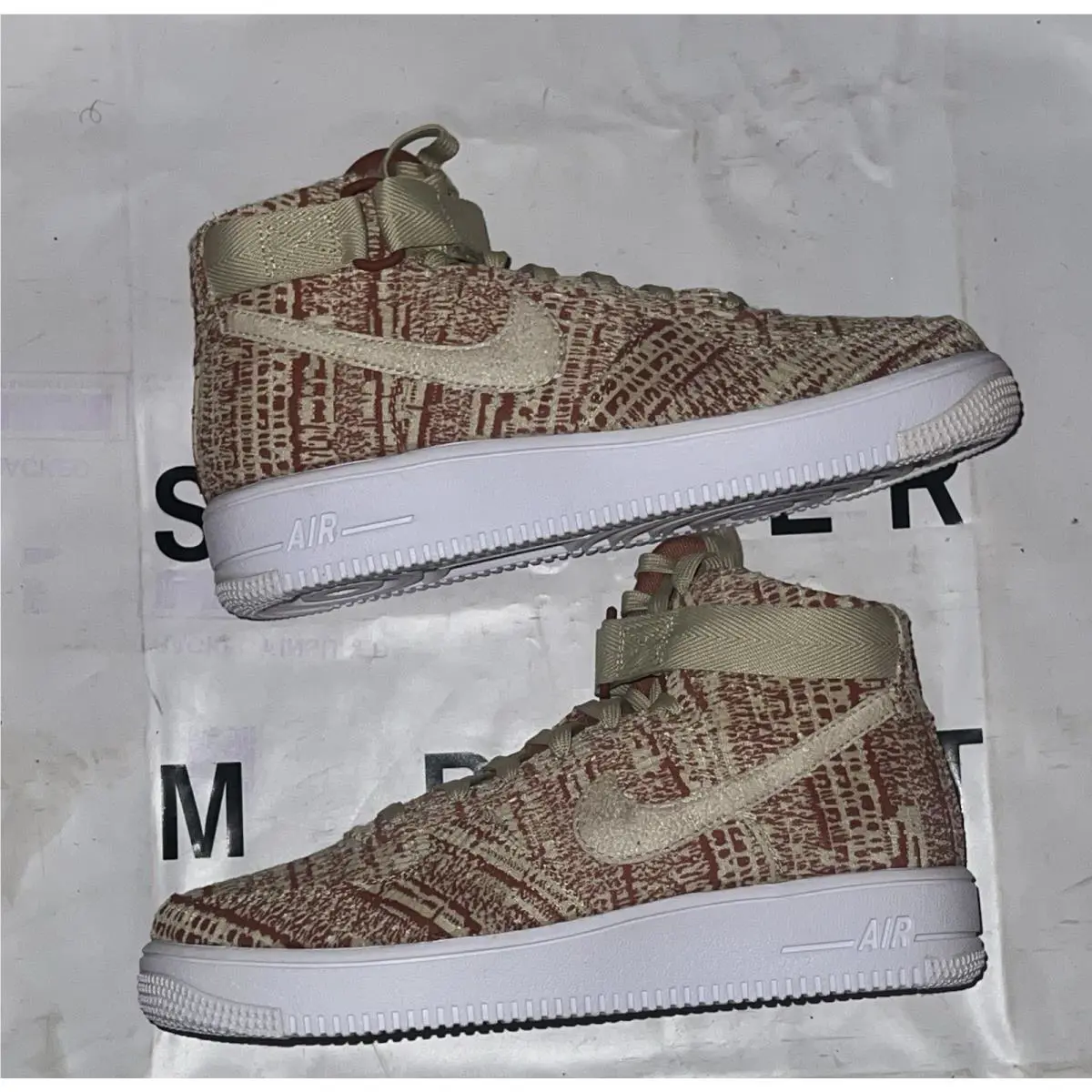Nike shoes - Nike Air Force 1 - Air Force - 880854-700 - Gold 2