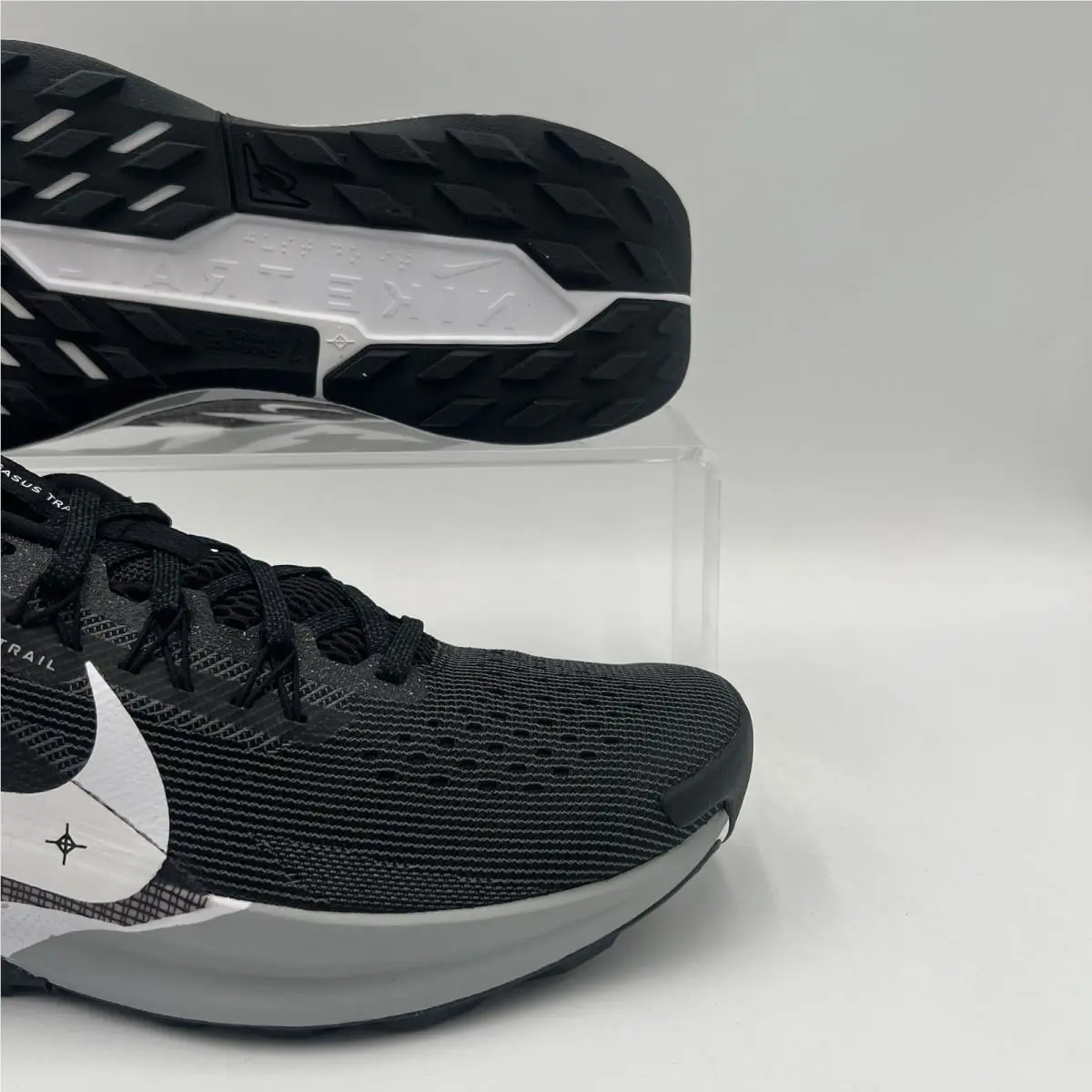Nike shoes - Nike Pegasus Trail - Pegasus Trail - DV3864-001 - White 1