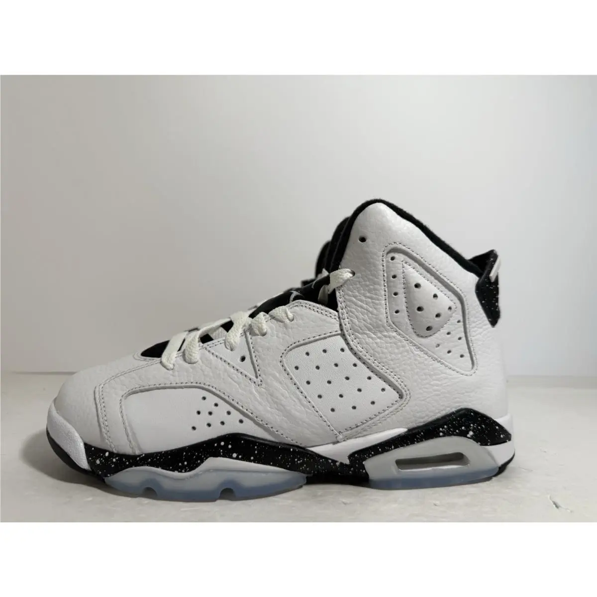 Nike shoes - Air Jordan 6 - Air - 384665-112 - White 0