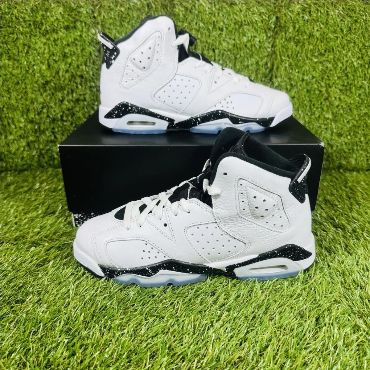 Nike Air Jordan 6 Retro GS Reverse Oreo White 384665-112 6.5 Youth/8 Women