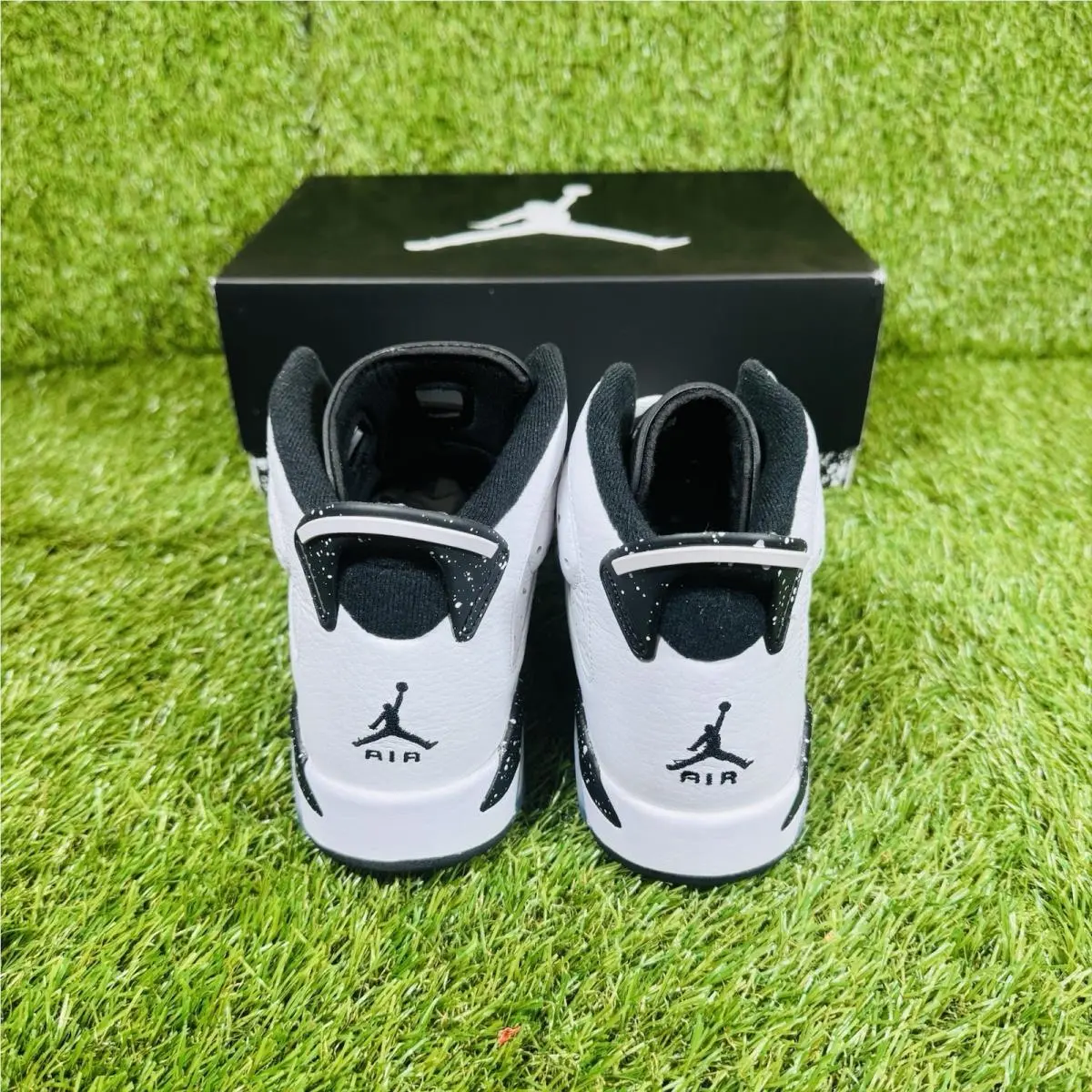 Nike shoes - Air Jordan 6 - Air - 384665-112 - White 2