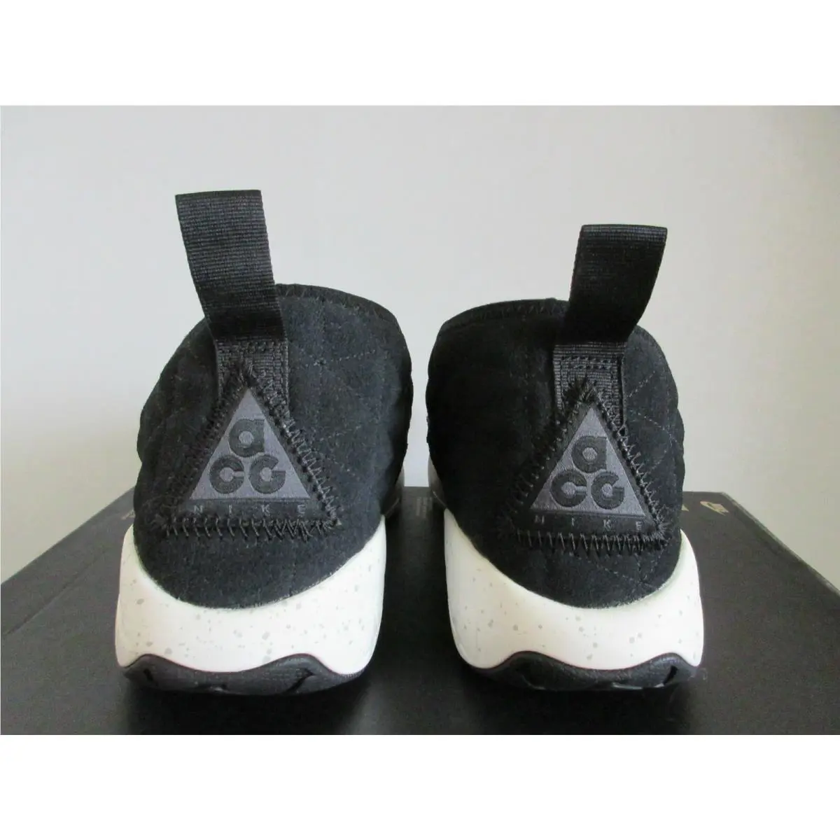 Nike shoes - Nike ACG Moc - ACG Moc - Black (UPC: 194496430752) 2