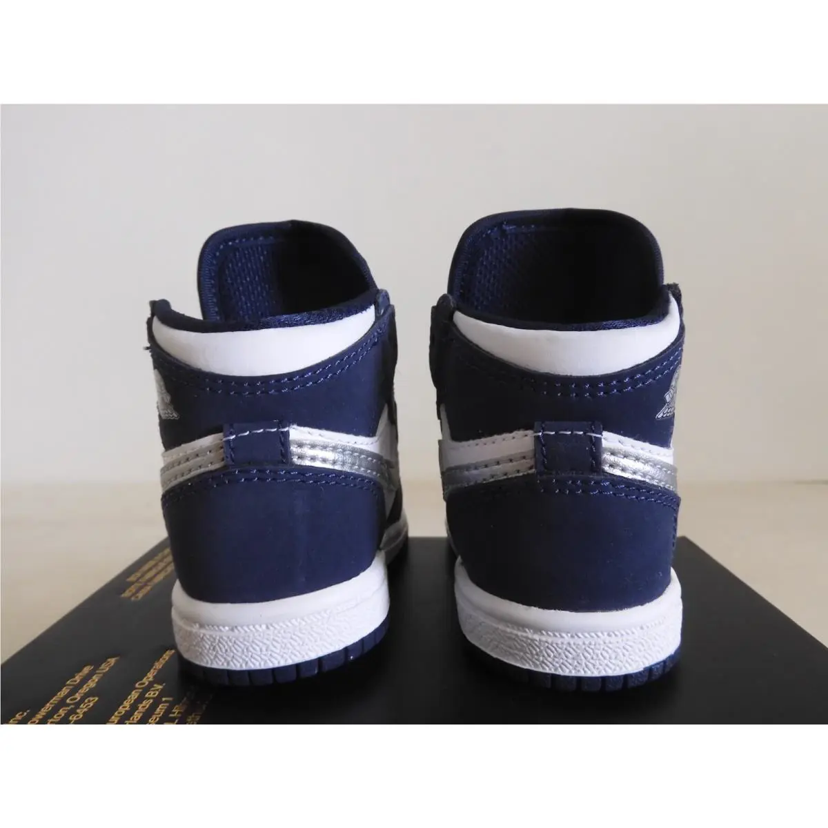 Nike shoes - Air Jordan 1 - Air - White (UPC: 194499768364) 2
