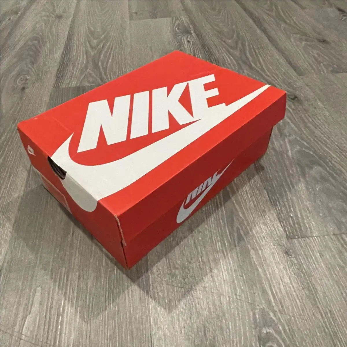 Nike shoes - Nike Air Max 90 - Air Max - White Red Black (UPC: 195870257941) 8