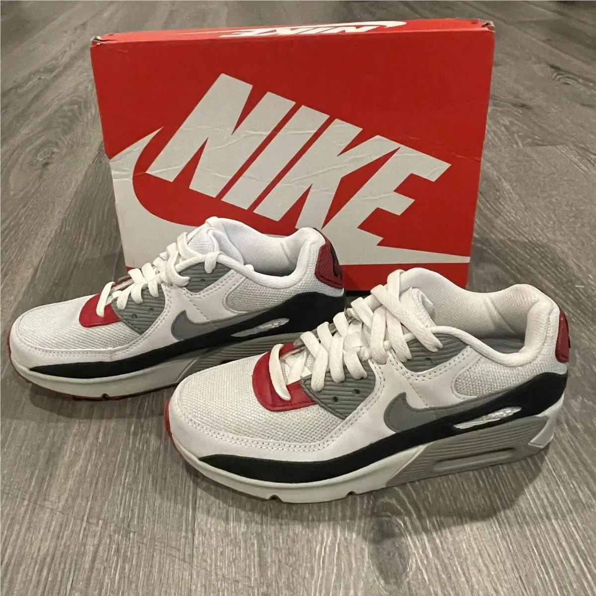 Nike shoes - Nike Air Max 90 - Air Max - White Red Black (UPC: 195870257941) 4