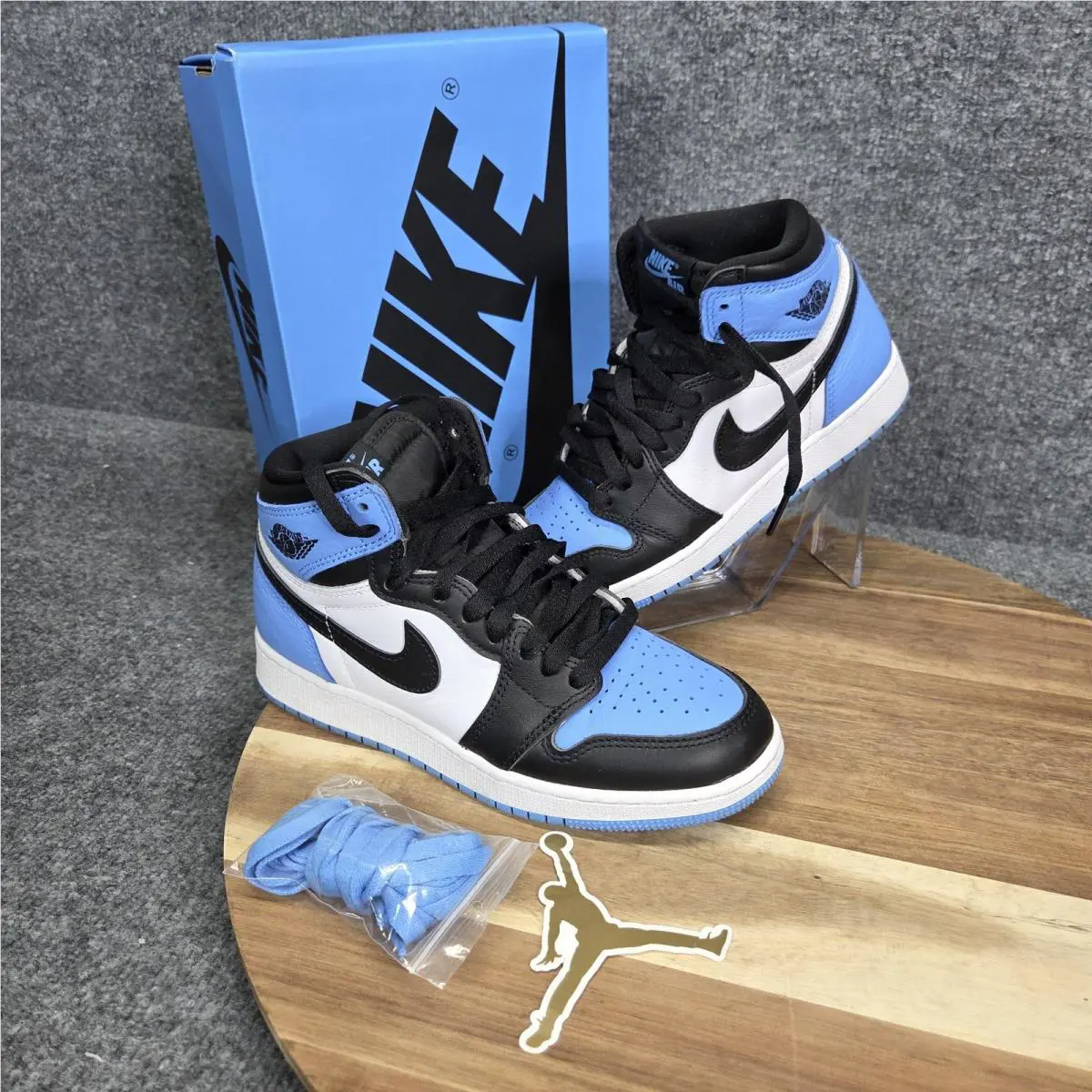 Nike shoes - Air Jordan 1 Retro High OG - Blue 12