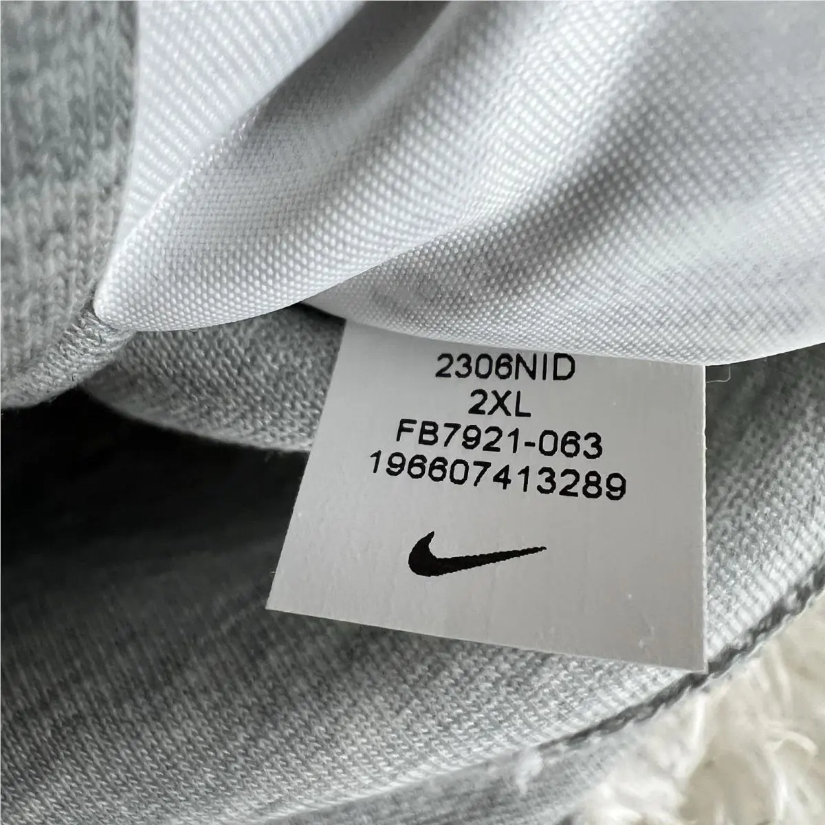Nike clothing - Gray 3
