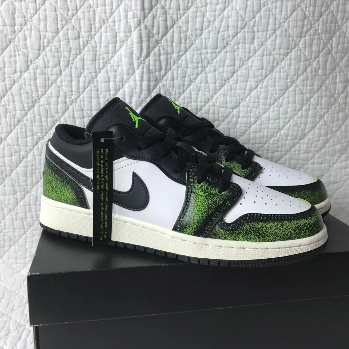 Nike shoes - Air Jordan 1 Low SE - Black/Electric Green-White 8