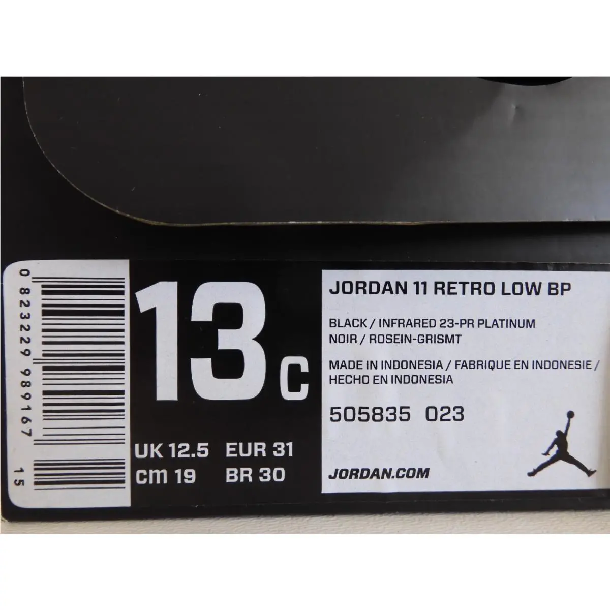 Nike shoes - Jordan 11 - Black (UPC: 0823229989167) 4