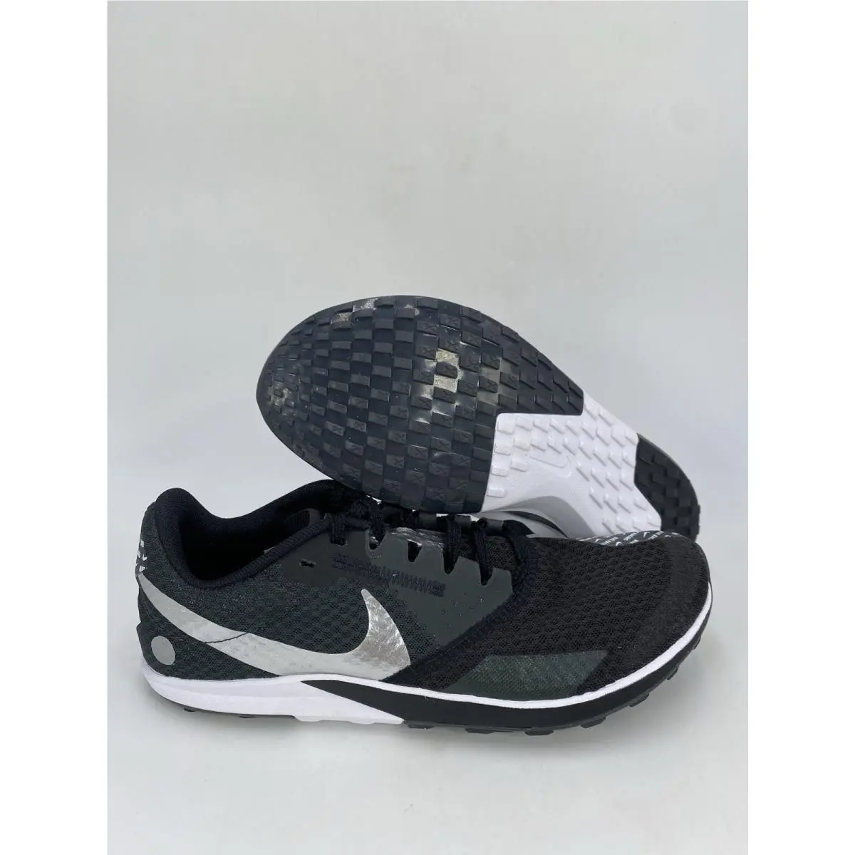 Nike Zoom Rival Waffle 6 Black Metallic DX7998 001 Men`s Sz 6.5/Women`s Sz 8