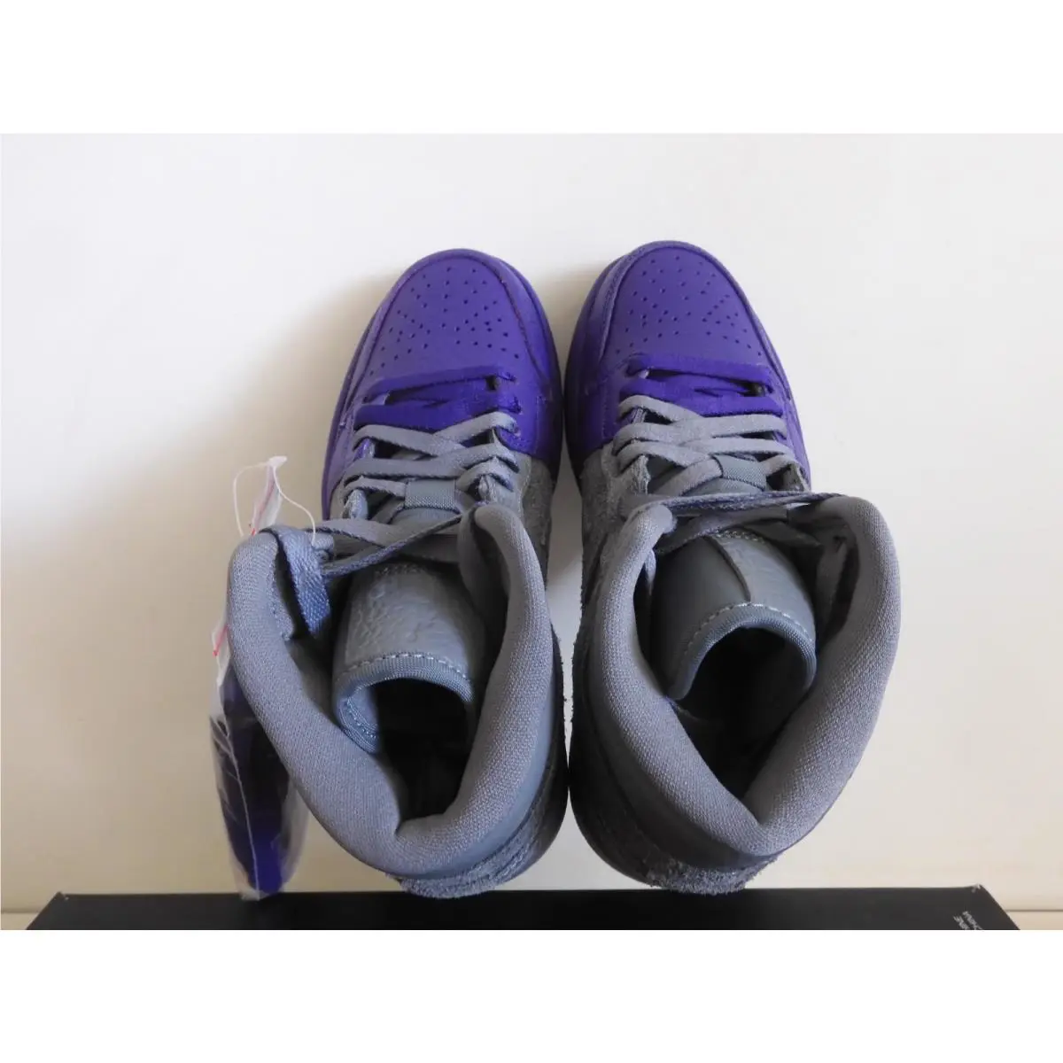 Nike shoes - Air Jordan 1 Mid SE - CW5897-005 - Gray (UPC: 194274686401) 5