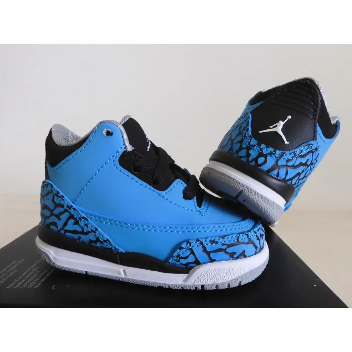 Nike shoes - Air Jordan 3 - Air - Blue 0