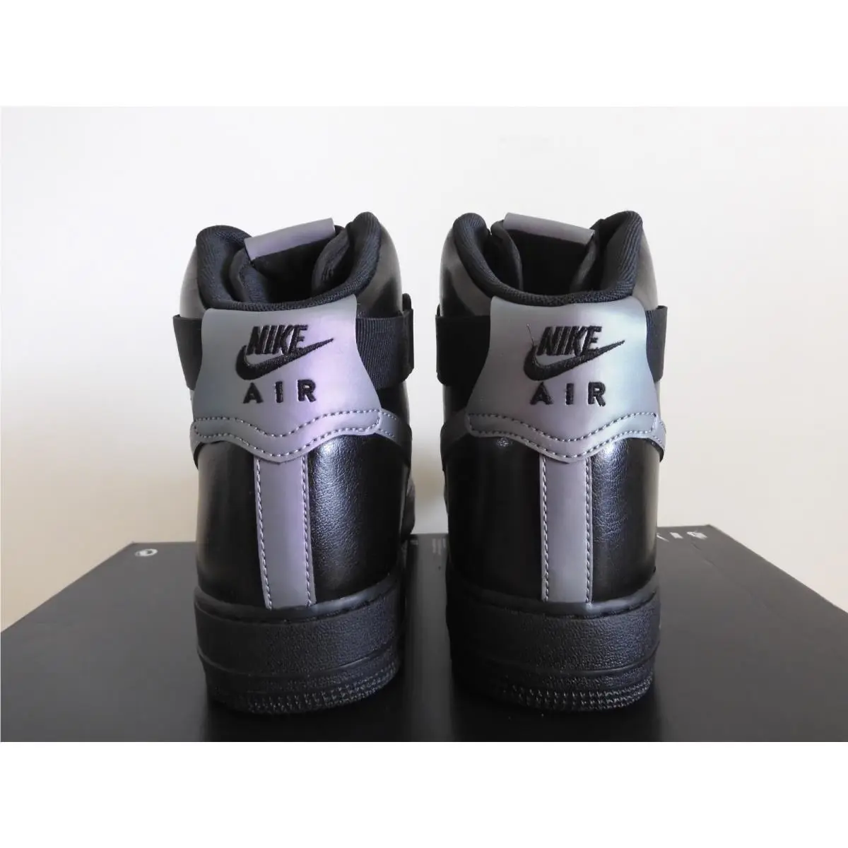 Nike shoes - Nike Air Force 1 High `07 Lv8 - 806403-011 - Black (UPC: 886691907985) 2