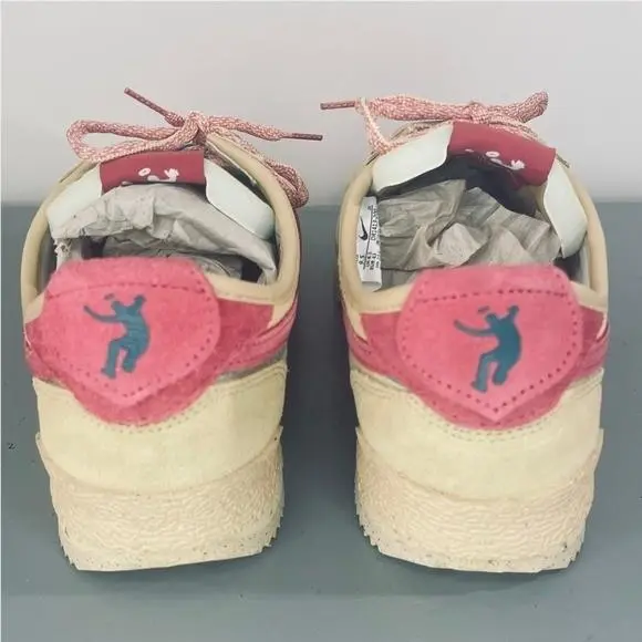 Nike shoes - Beige (UPC: 195870589677) 4