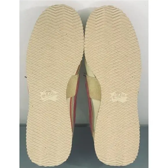 Nike shoes - Beige (UPC: 195870589677) 6