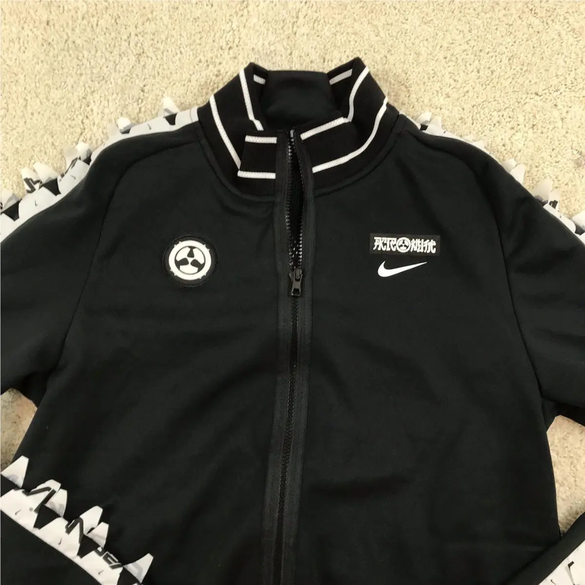 Nike clothing - Nike Acronym - Acronym - Black (UPC: 194494192621) 1