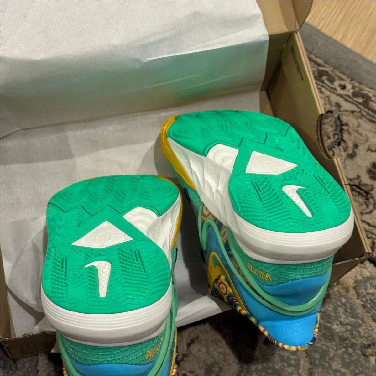 Nike shoes - Multicolor 7