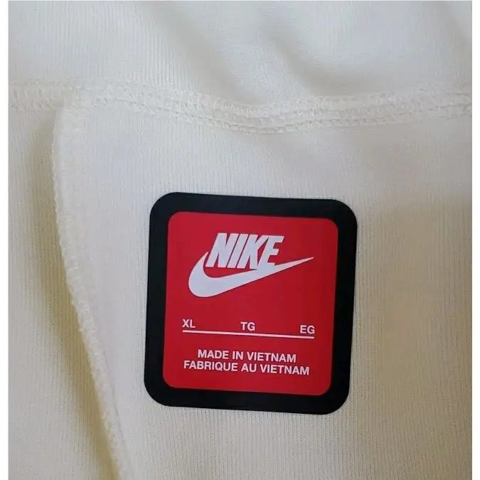 Nike clothing - Yellow 2