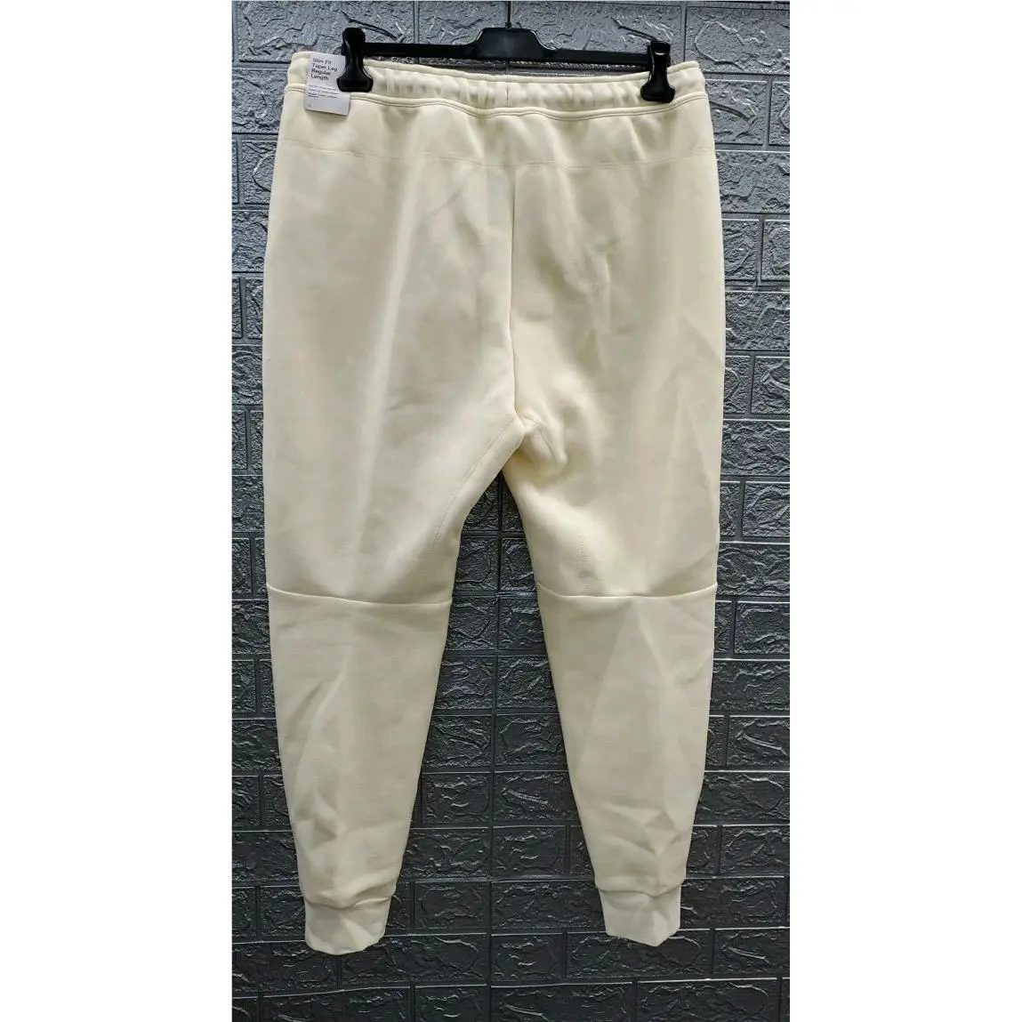 Nike clothing - Yellow 1