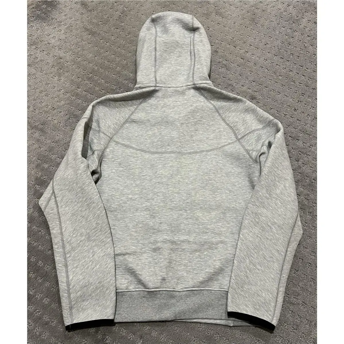 Nike clothing - Gray (UPC: 0196607413258) 4