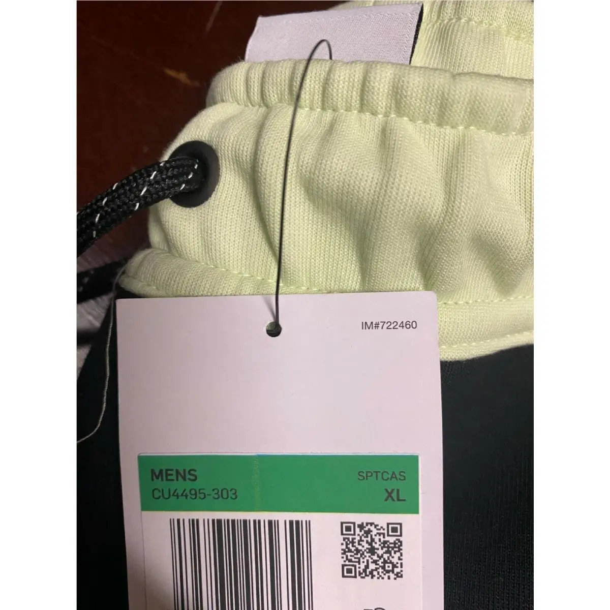 Nike clothing - Yellow, Black 3