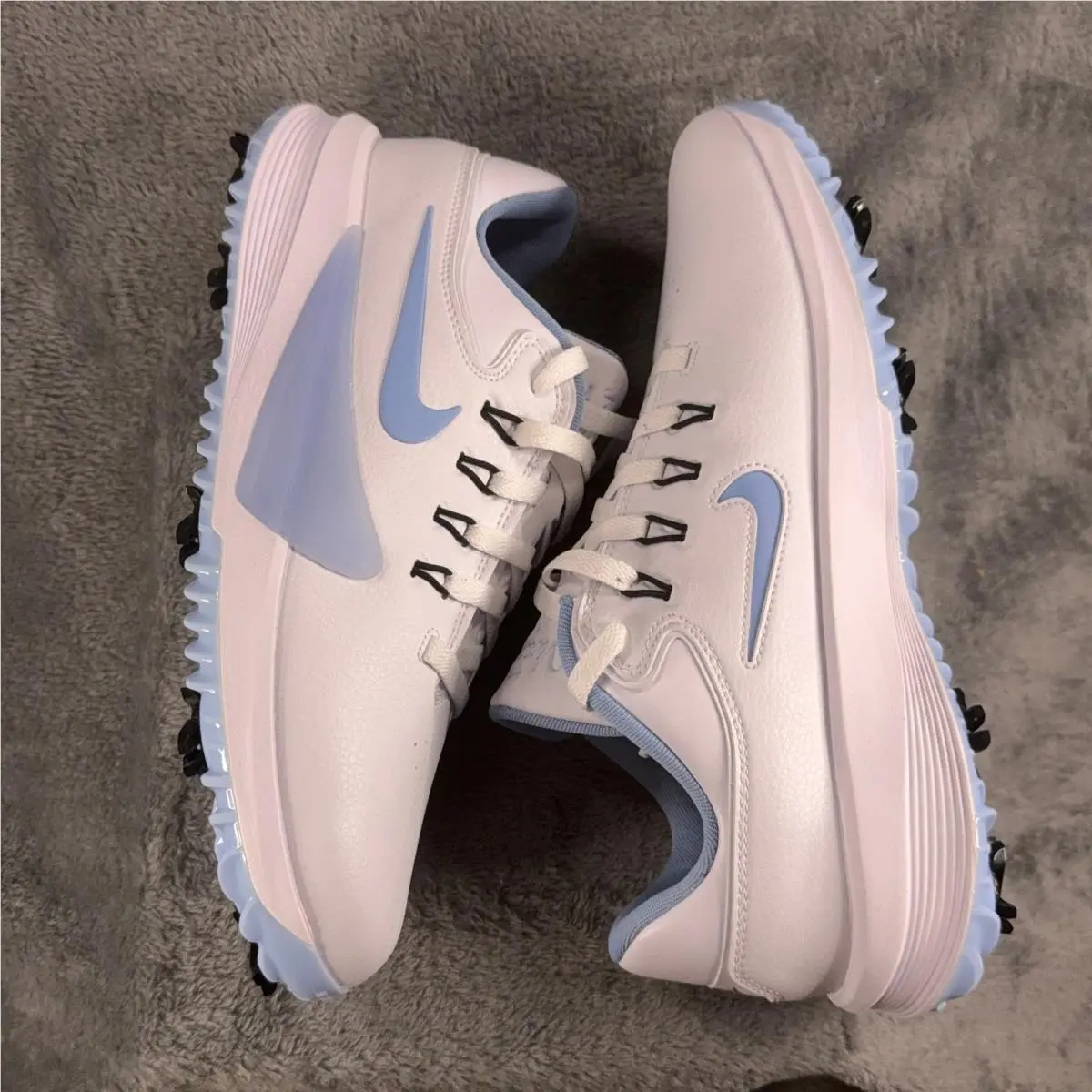Nike shoes - Victory Pro 4 - Victory Pro - FZ7611-101 - White 0